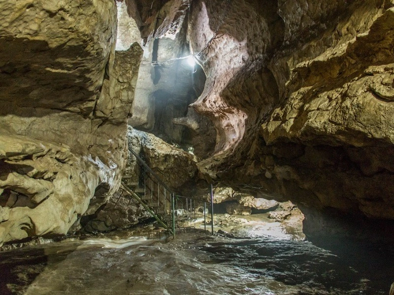 Top 8 Hidden Caves in Meghalaya