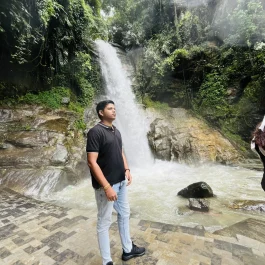 Enchanting Meghalaya (4 Night 5 Days)